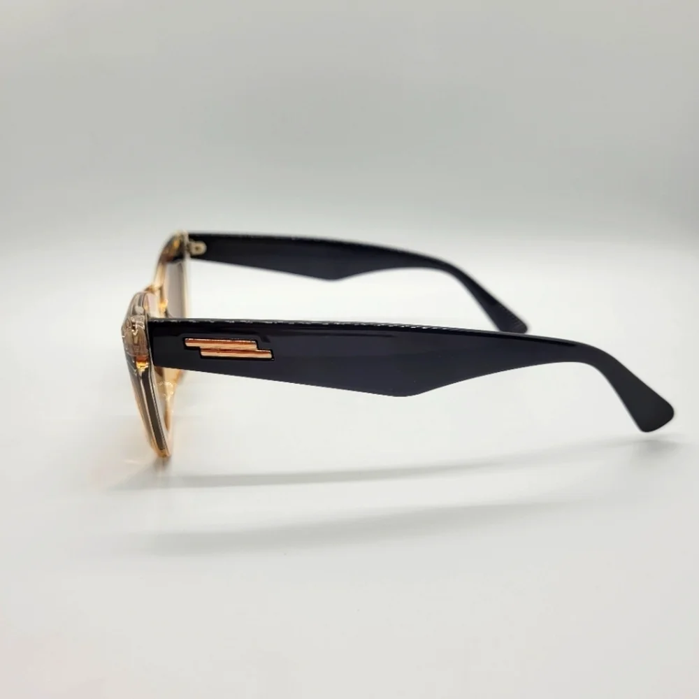 New Jayne Boomerang Cateye Comet Girl Sunnies
